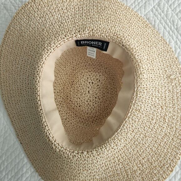 Broner 100% paper hat - Picture 7 of 9